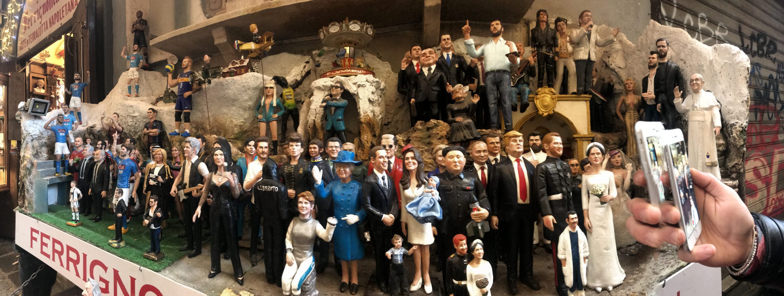 San Gregorio Armeno_statuine (1)