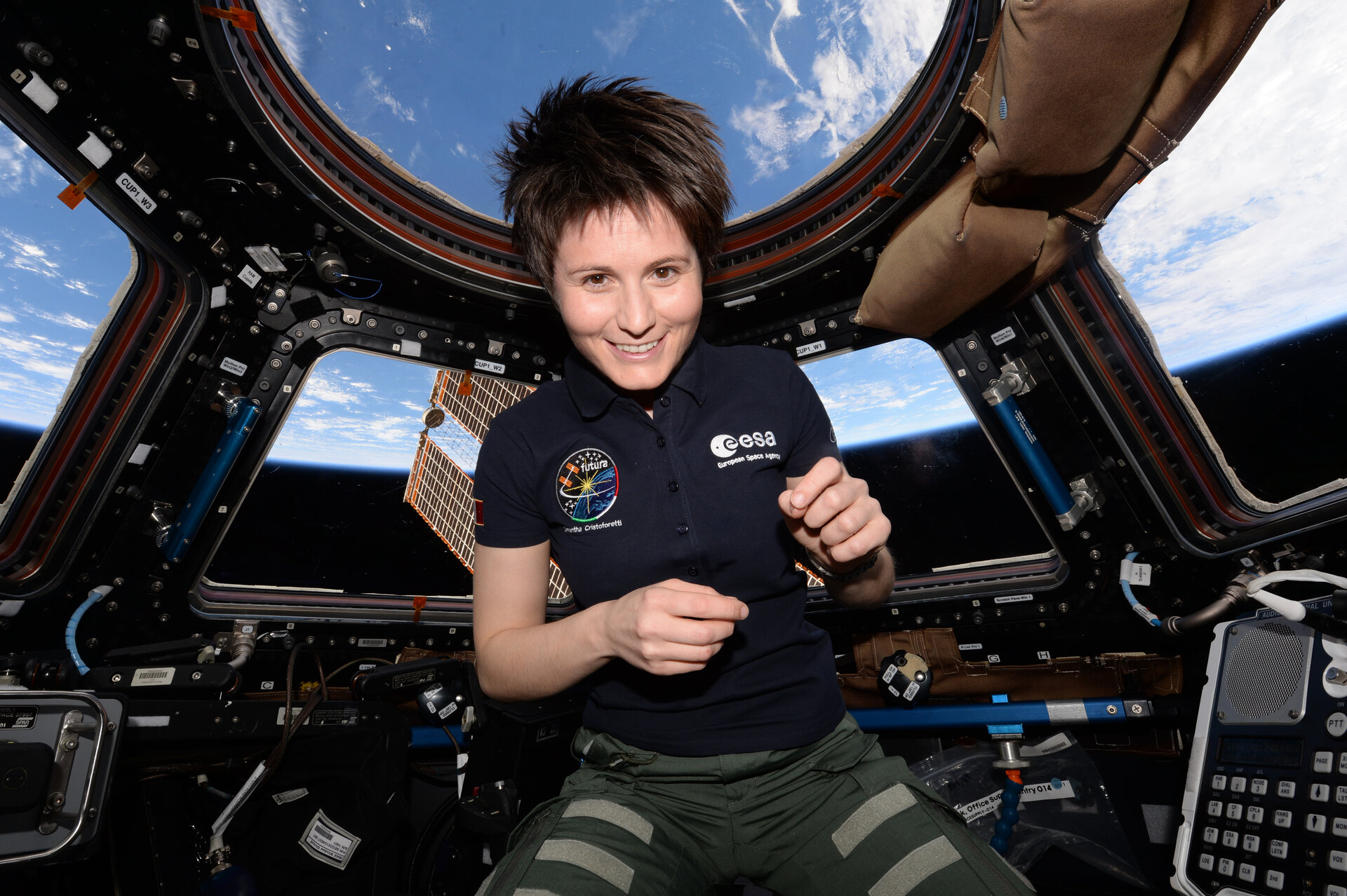 Samantha_Cristoforetti_onboard_the_International_Space_Station_pillars Samantha_Cristoforetti