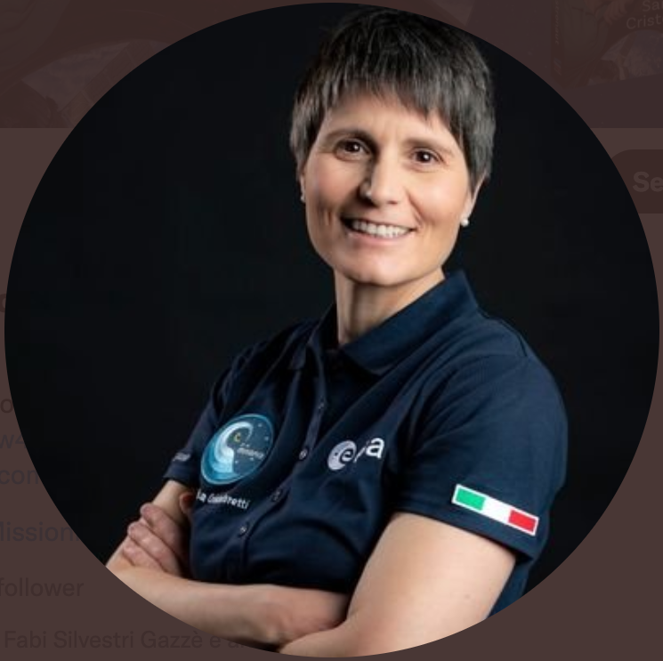 Samantha Cristoforetti nell’immagine del suo profilo Twitter Samantha Cristoforetti nell'immagine del suo profilo Twitter