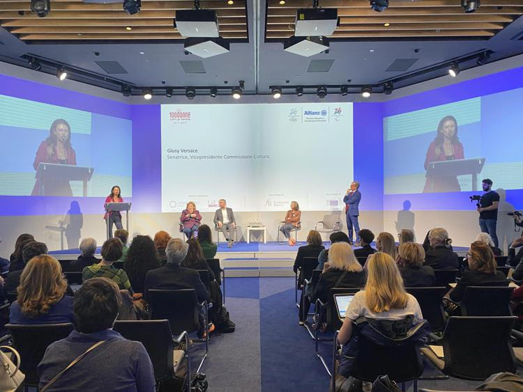 100 esperte per lo sport