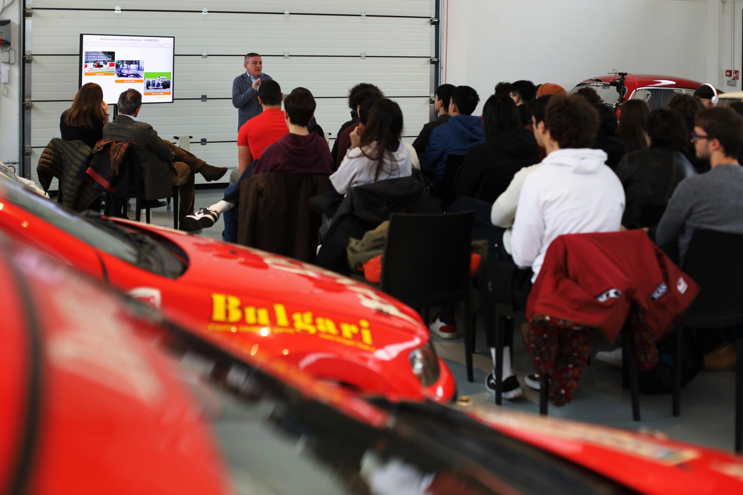 Sharing Historic Car Knowledge Sharing Historic Car Knowledge