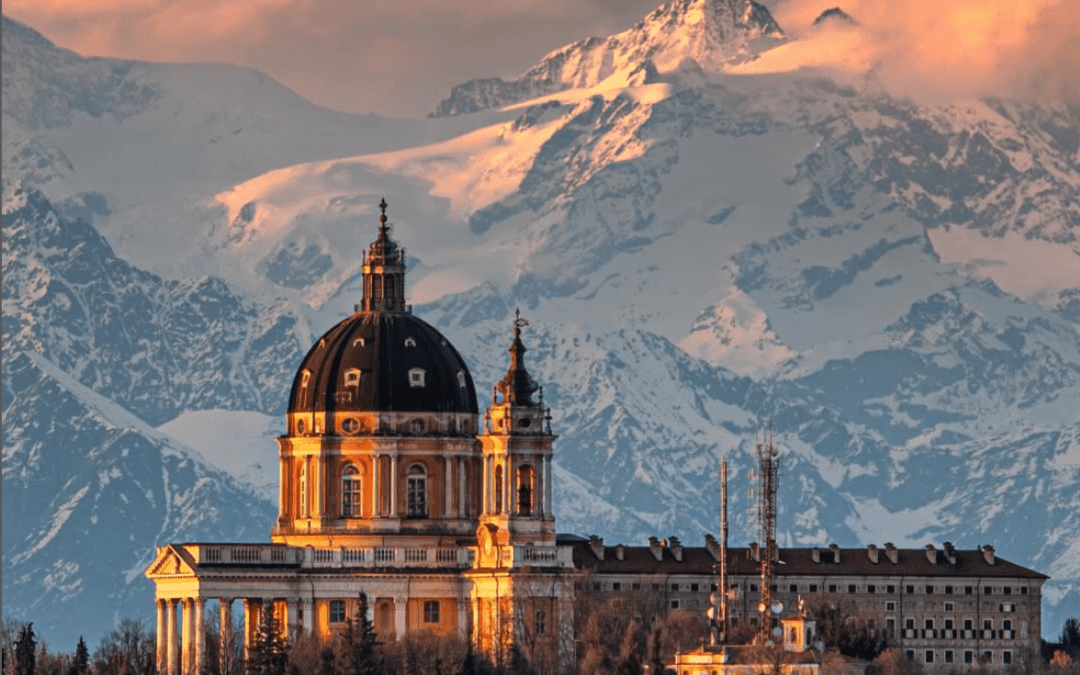 Superga al tramonto nella top ten Wiki loves Monuments