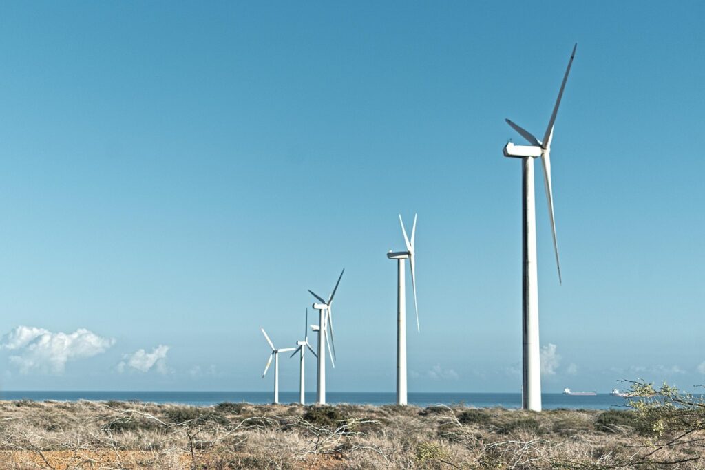 windmills-eolic-sea-Castaneda-Romero